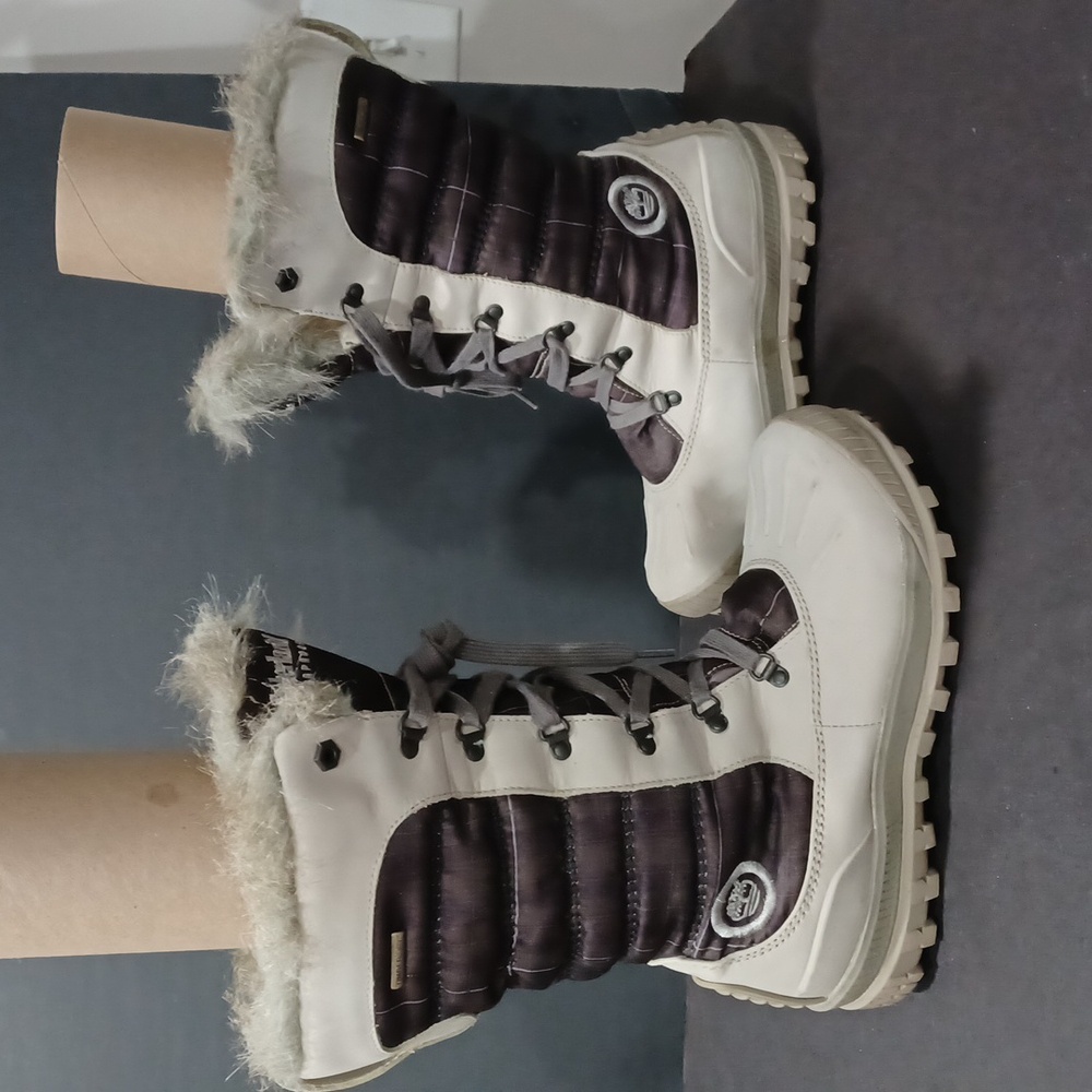 Timberland Waterproof Boots Earthkeepers  Women's Sz 8.5 PRE-OWNED